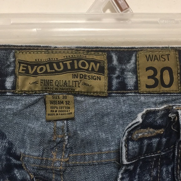 #32 Women’s Evolution In Design Jeans - Picture 3 of 3